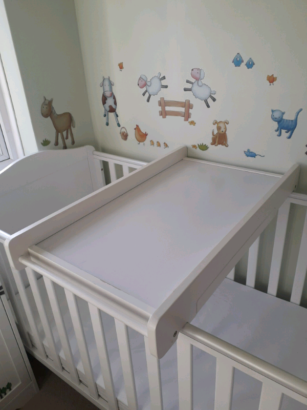 cot top change table